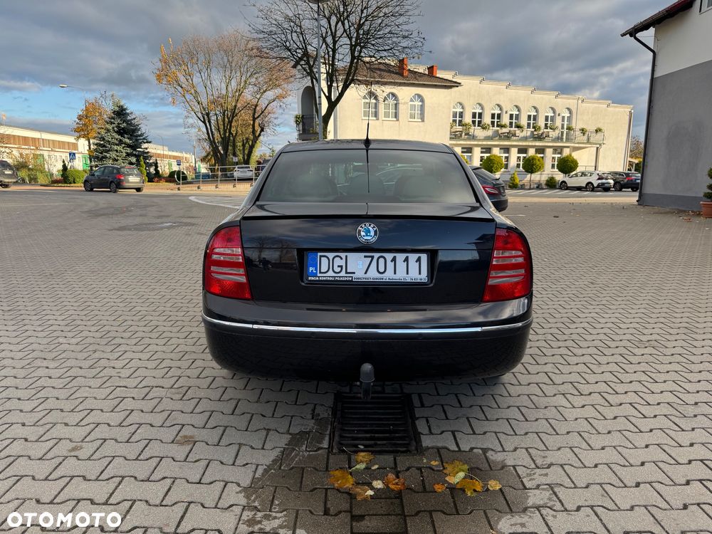 Skoda Superb ver-1-8t-prestige-tiptr - 4