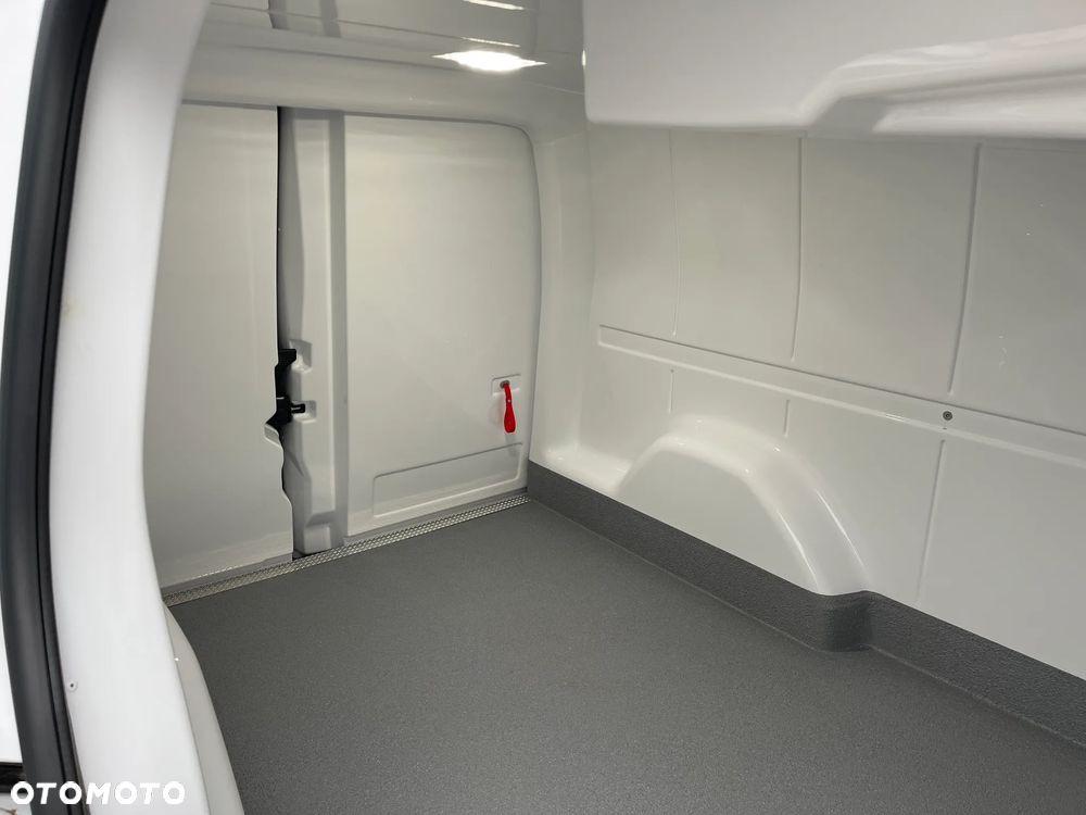 Toyota Proace City - 8