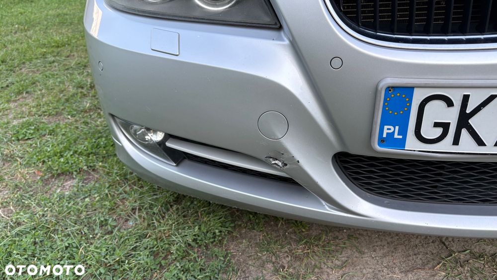 BMW Seria 3 320i - 37