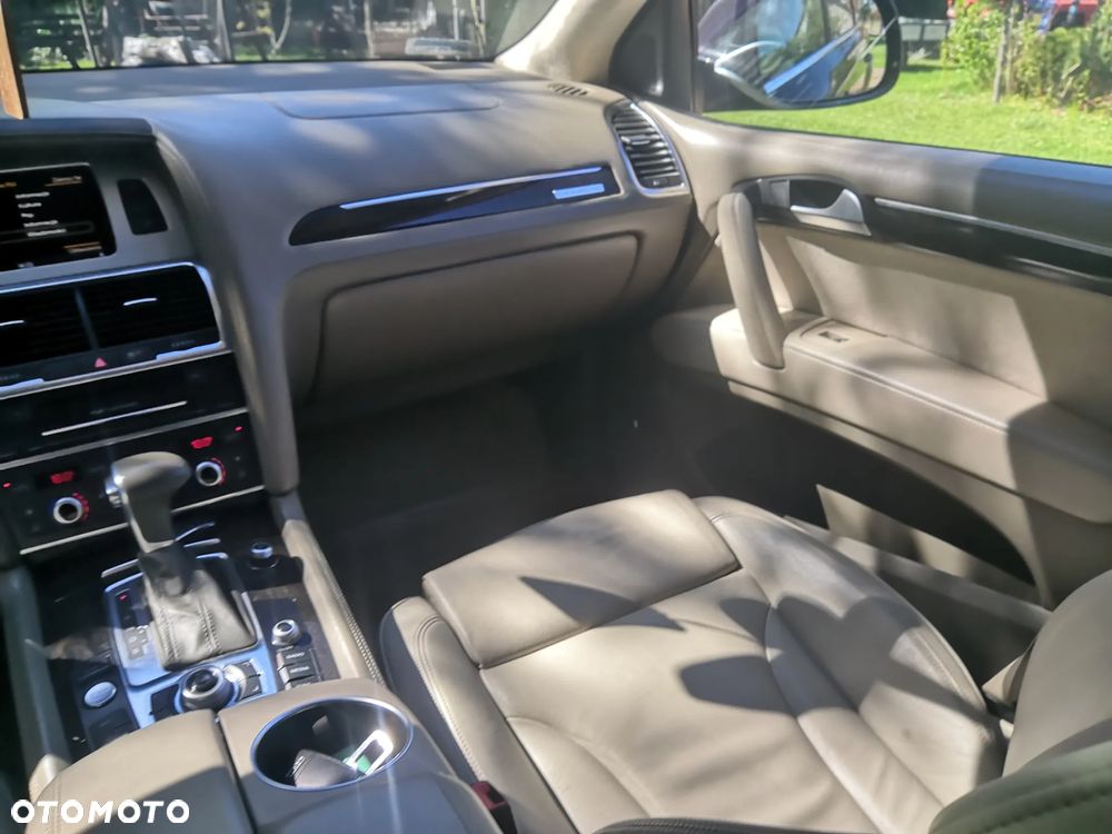 Audi Q7 3.0 TDI DPF Quattro Tiptronic - 14