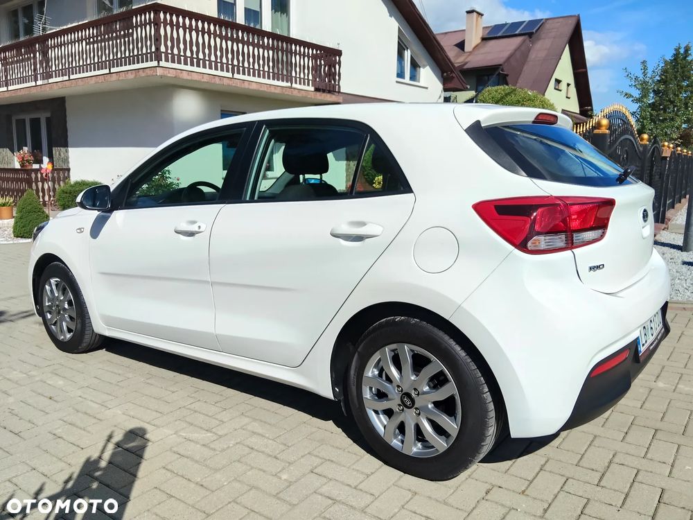 Kia Rio 1.2 Attract - 12