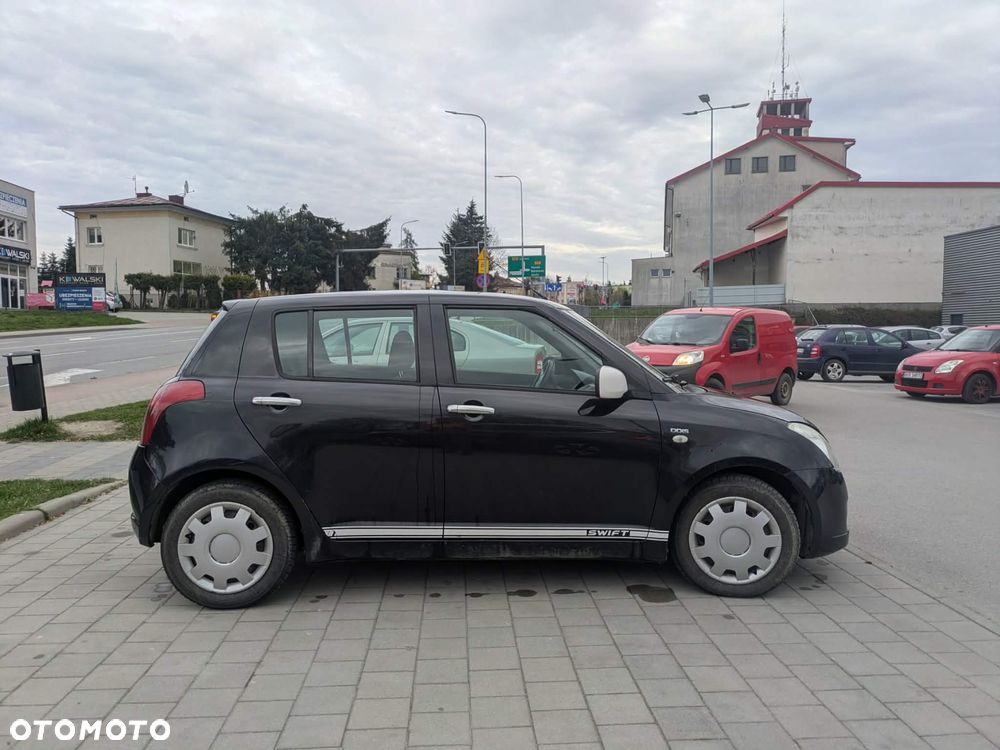 Suzuki Swift 1.3 DDiS 16v GL Airco - 5