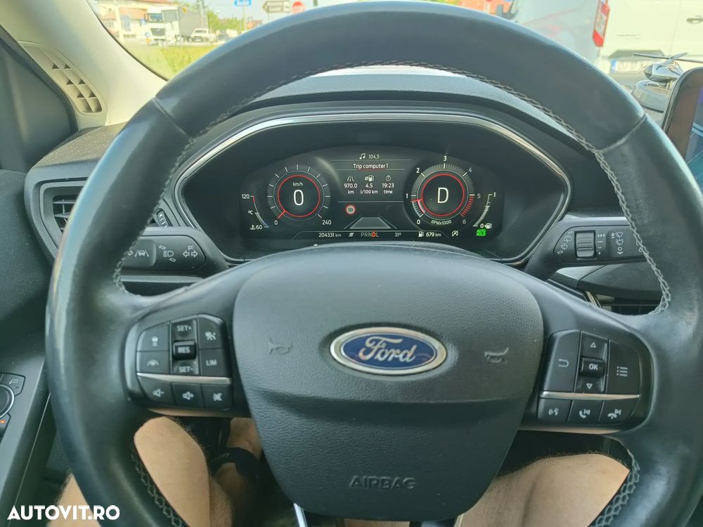 Ford Focus 1.5 EcoBlue Titanium X - 29