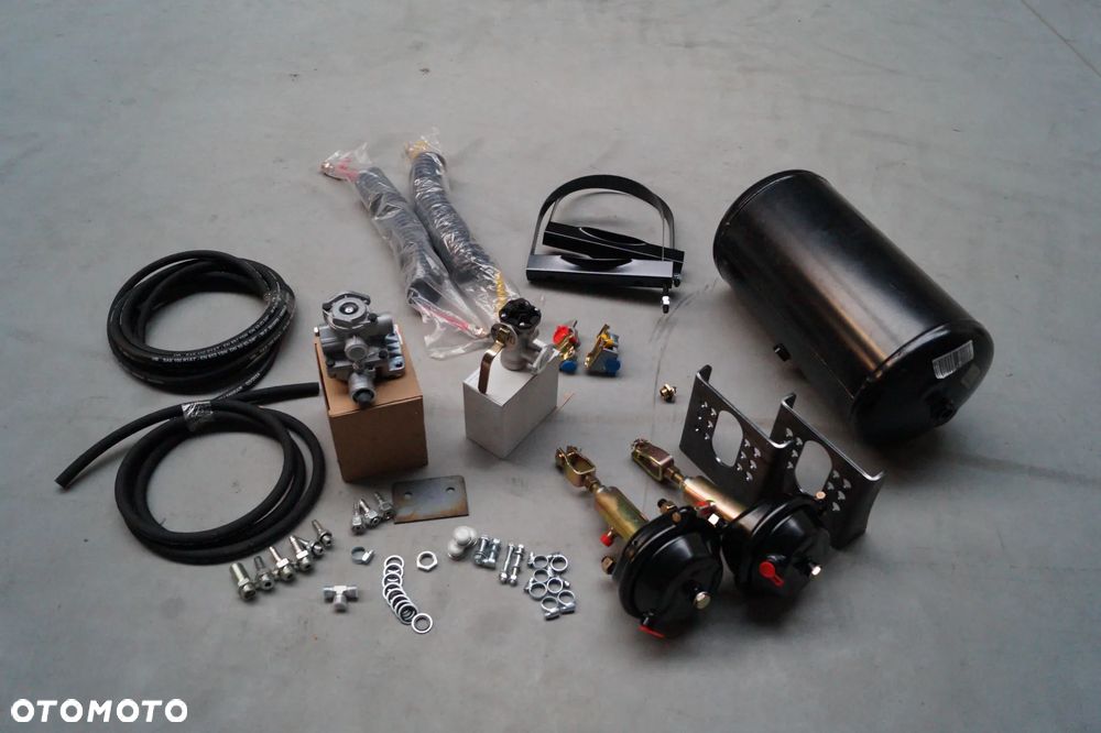 Zestaw hamulców Pneumatyczne - Hydrauliczne 1 Oś - 1