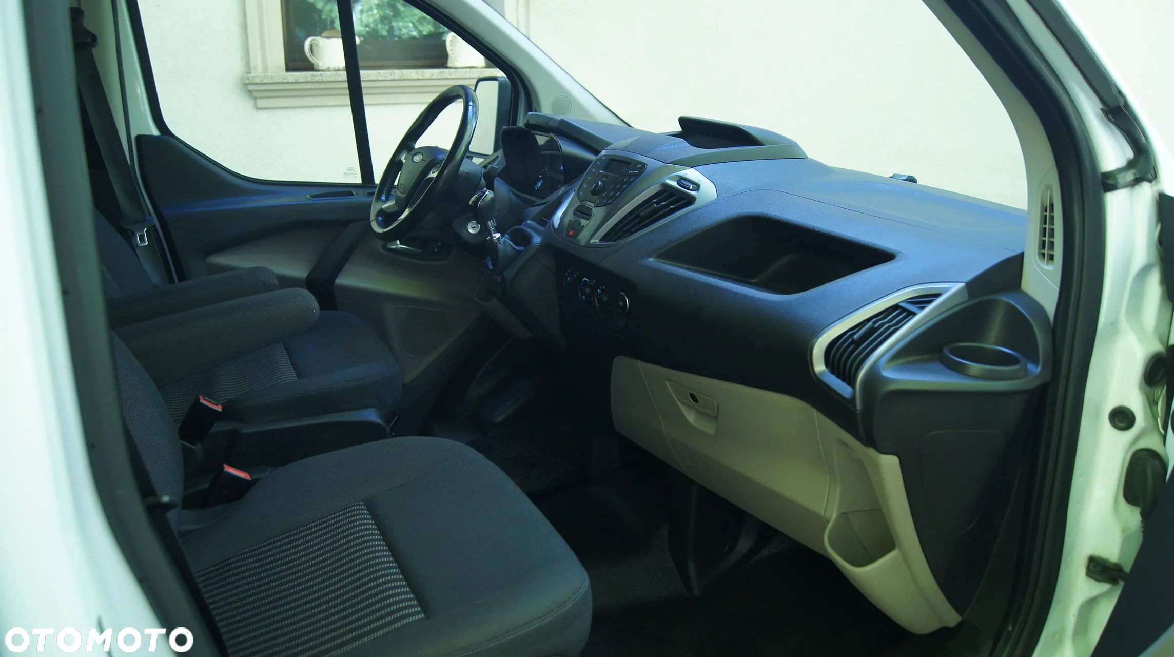 Ford Transit Custom - 16