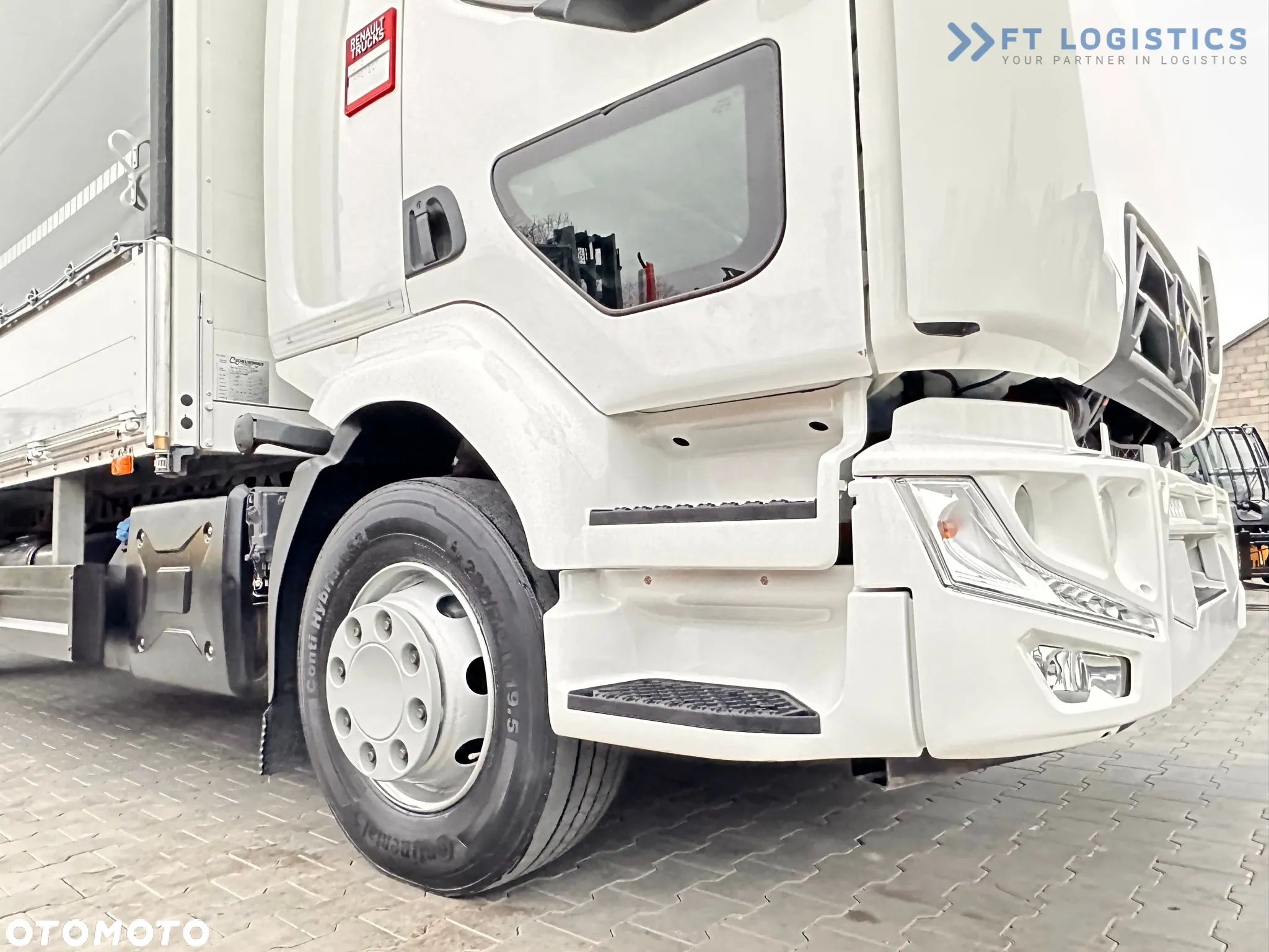 Renault D 250 / AUTOMAT /  ŁADOWNOŚC 5665KG / 4X2 / 18X PALETA / WINDA / BURTY / STAN IDEALNY! - 9