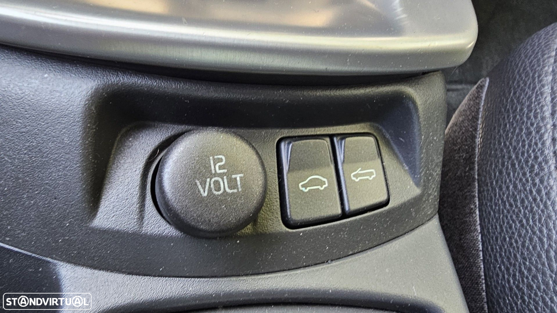 Volvo C70 2.4 D5 Summum Geartronic - 13