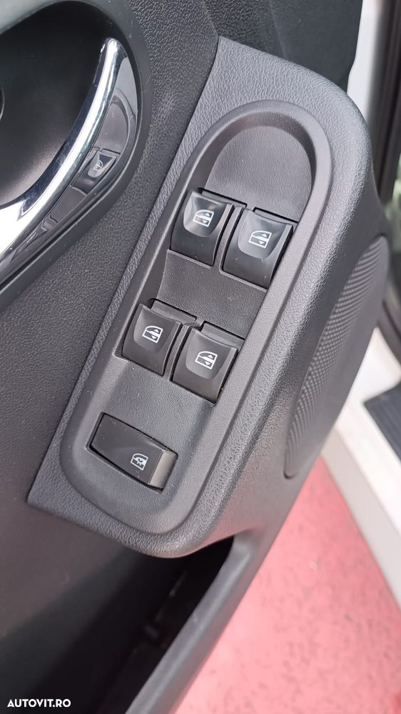 Dacia Duster 1.2 TCe 4x2 Laureate - 7