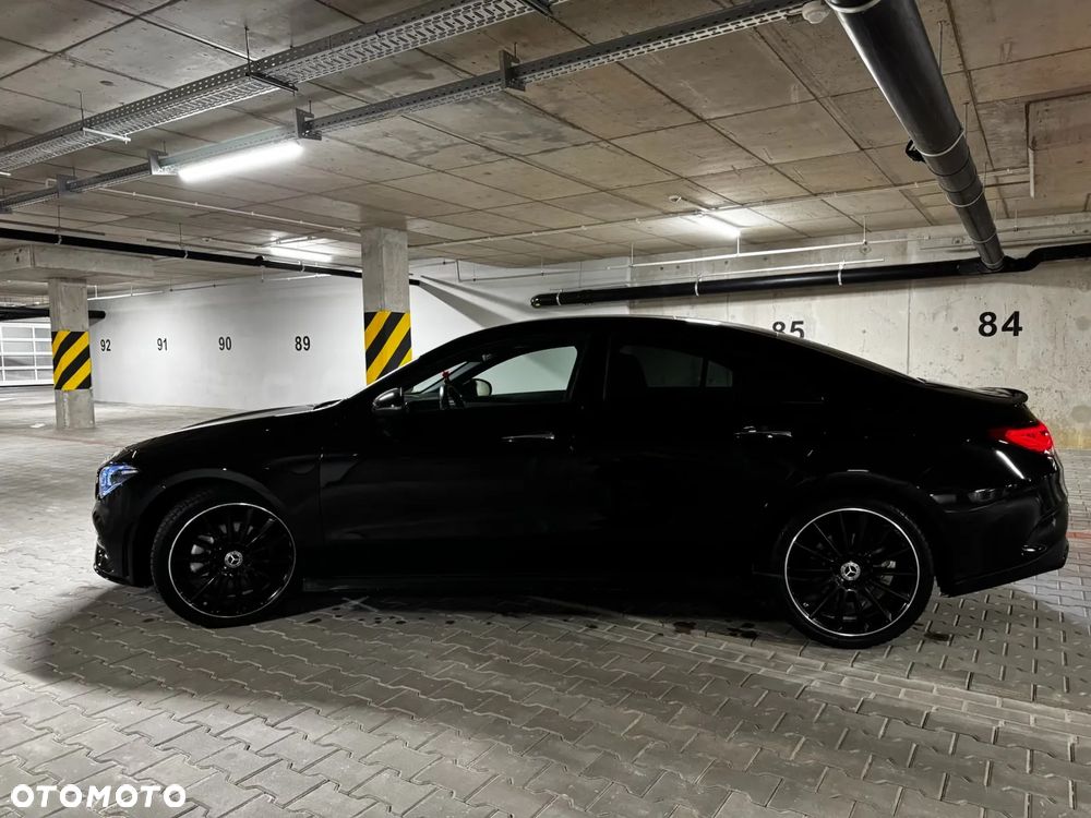Mercedes-Benz CLA 250 7G-DCT AMG Line - 4