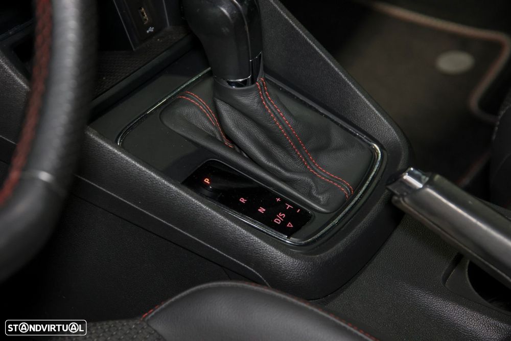 SEAT Leon ST 2.0 TDI FR DSG S/S - 37