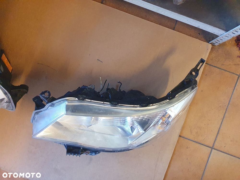 REFLEKTOR L/P SUBARU FORESTER 3 XENON EUROPA - 4