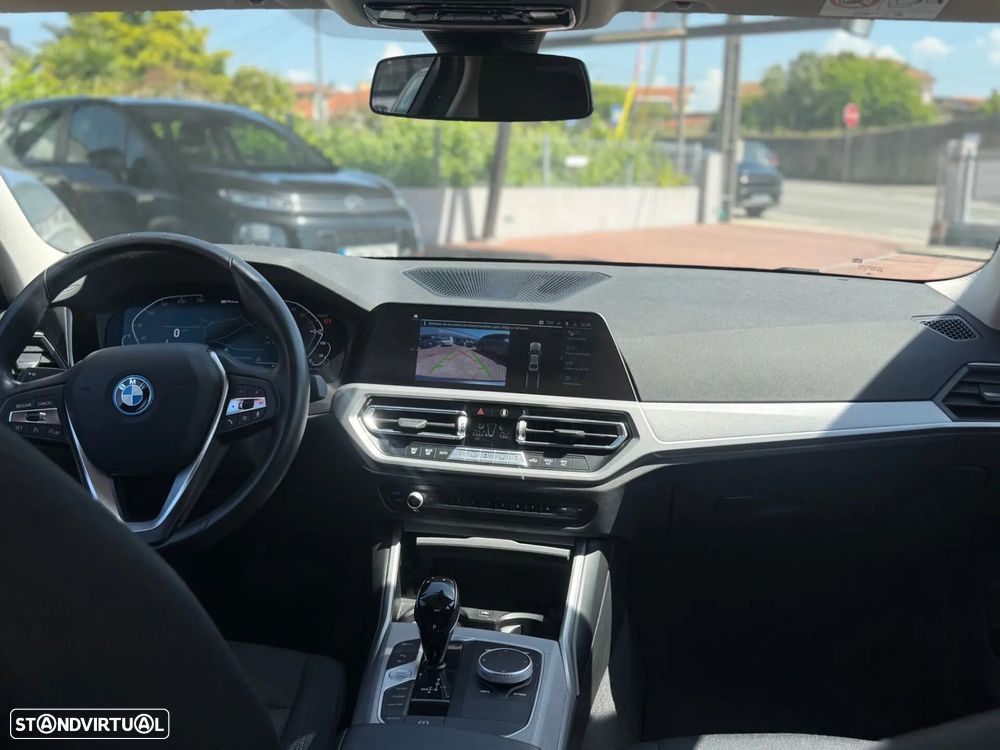 BMW 330 e Aut. Luxury Line - 6