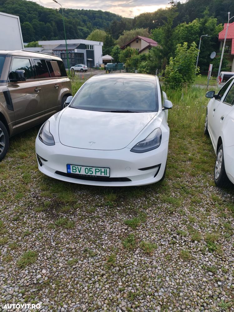 Tesla Model 3 Premium Langstreckenbatterie AWD Dual Motor - 1