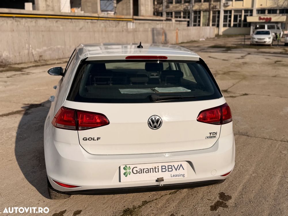 Volkswagen Golf 1.6 TDI DPF Trendline - 8