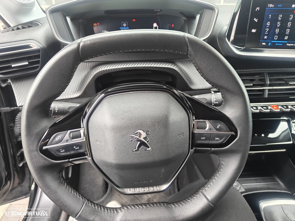 Peugeot 208 1.2 PureTech Allure Pack - 18