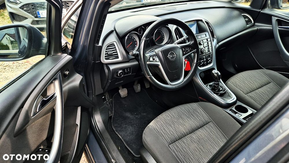 Opel Astra 1.4 Turbo - 32