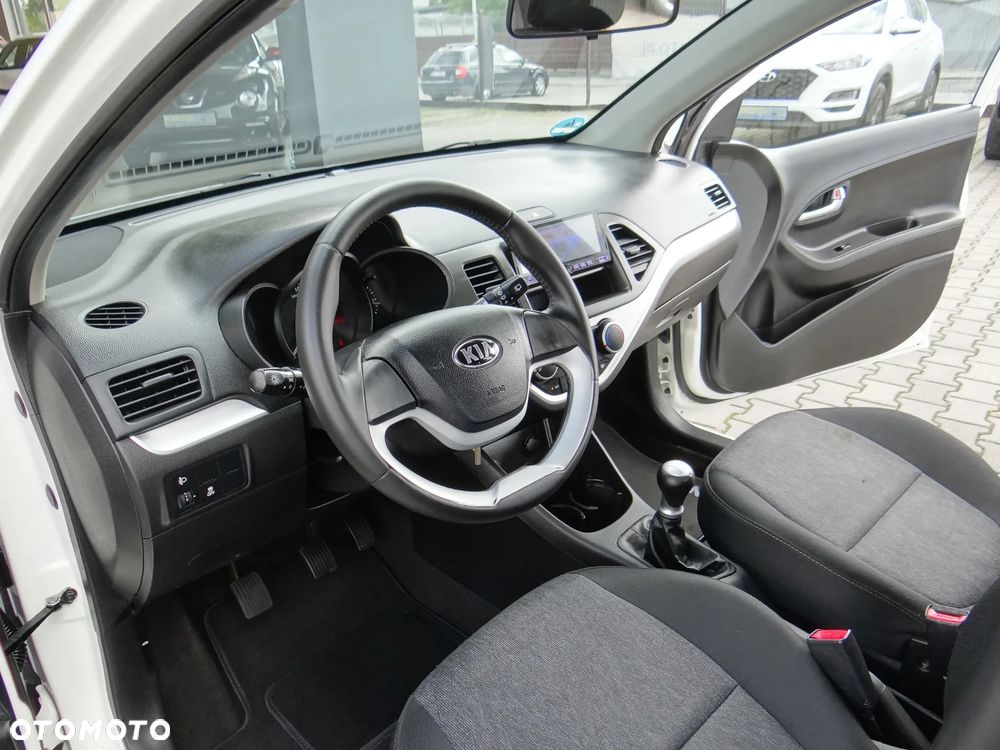 Kia Picanto 1.0 Dream Team Edition - 26