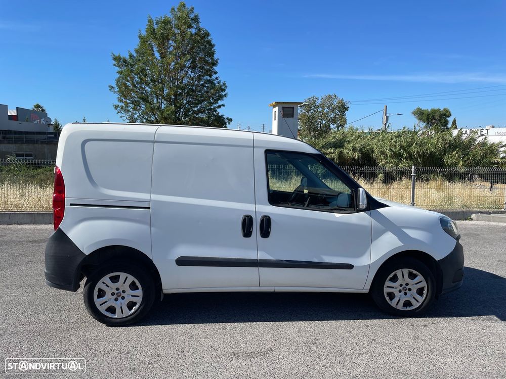 Fiat Dobló - 5