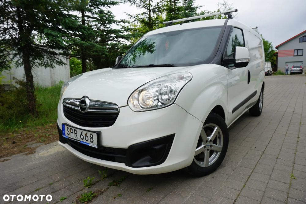 Opel COMBO - 1