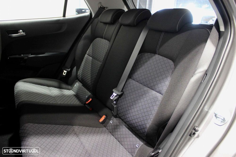 Kia Picanto 1.0 MPi Urban - 31