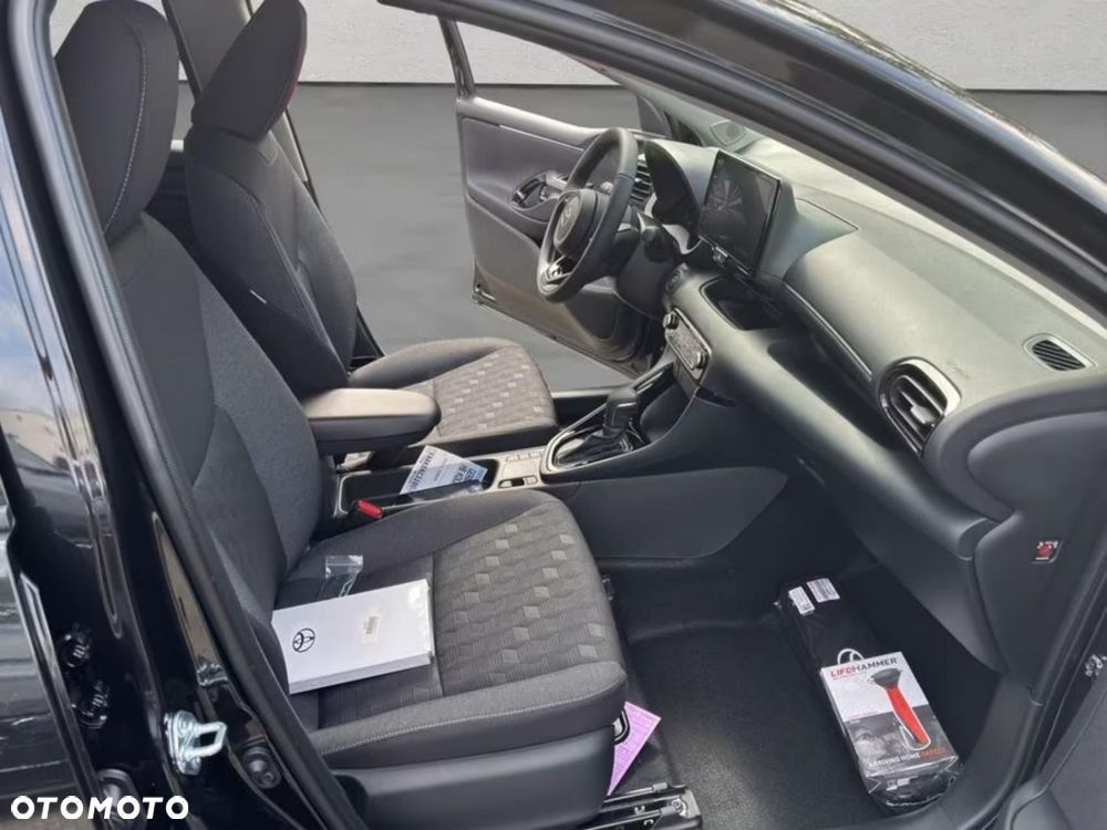 Toyota Yaris - 10