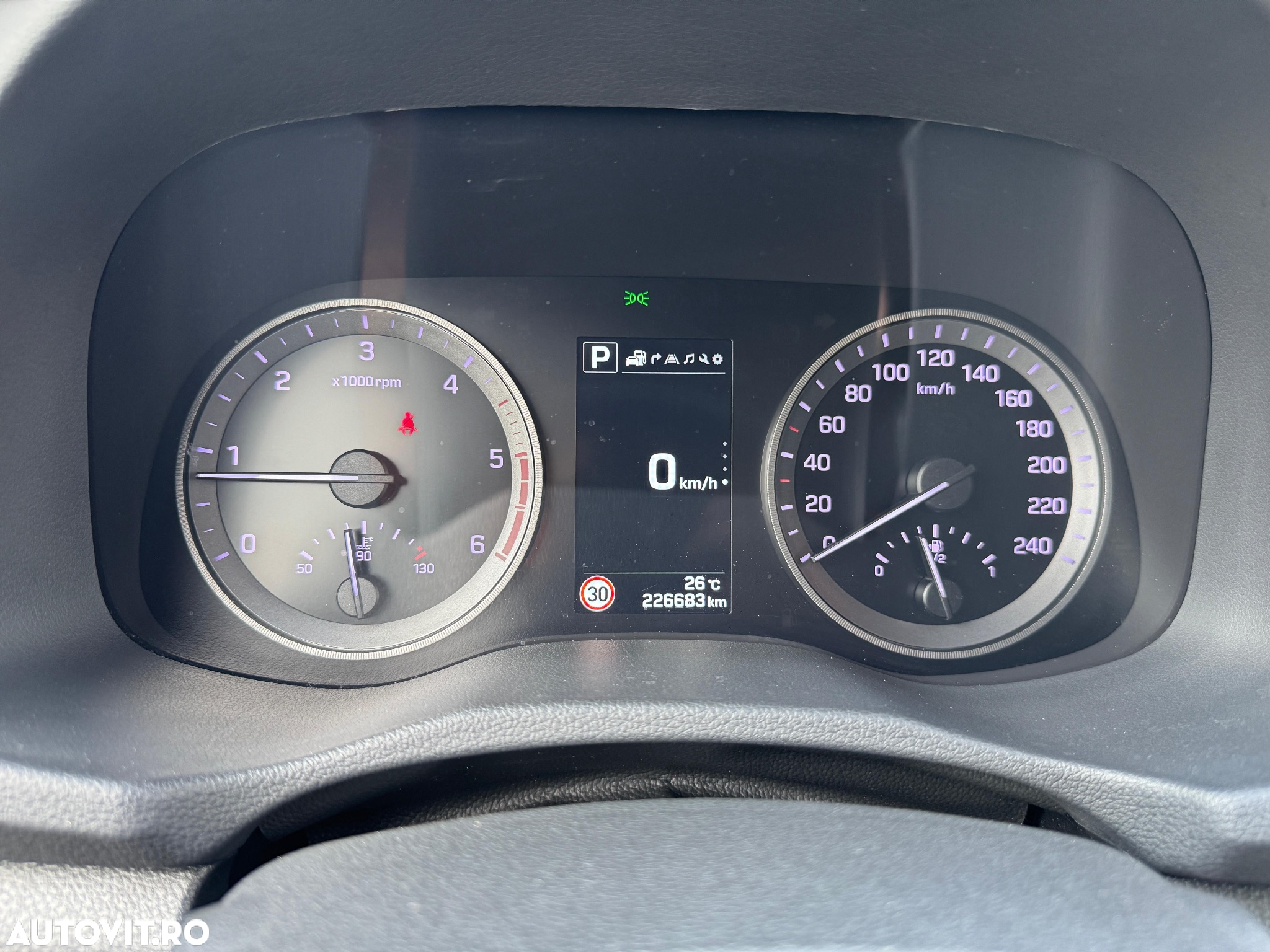 Hyundai Tucson 2.0 CRDI 4WD Automatik Style - 9