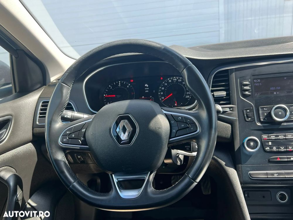 Renault Megane Blue dCi 116 Zen - 16