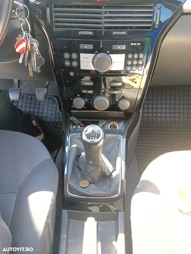 Opel Astra - 10