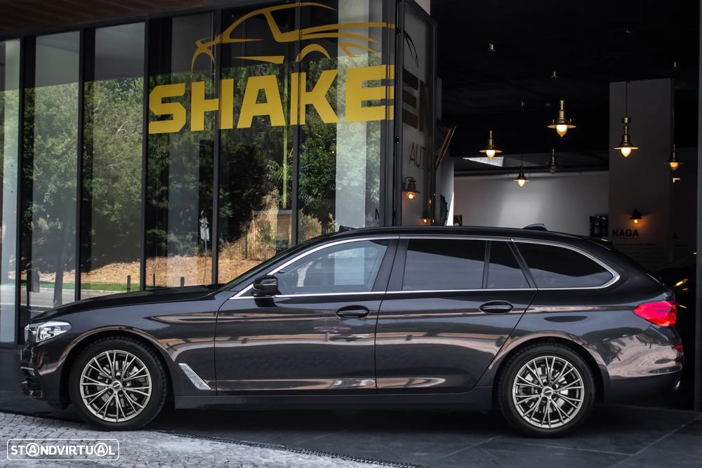 BMW 520 d Line Luxury Auto - 2