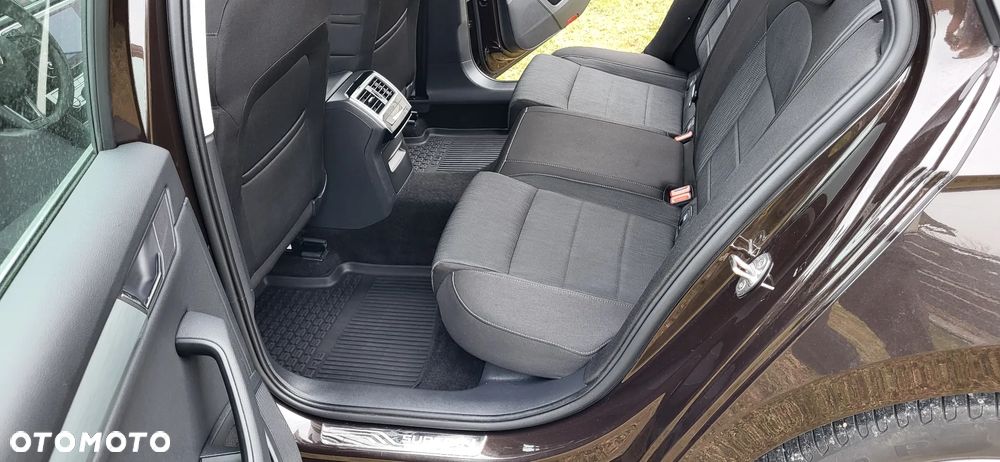 Skoda Superb 2.0 TDI Ambition DSG - 15
