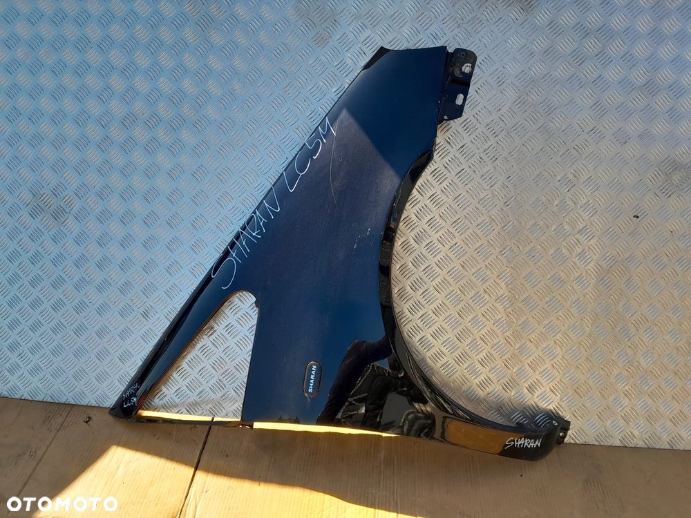 VW SHARAN BŁOTNIK PRAWY PRZEDNI PRAWY PRZÓD KOLOR: LC5M