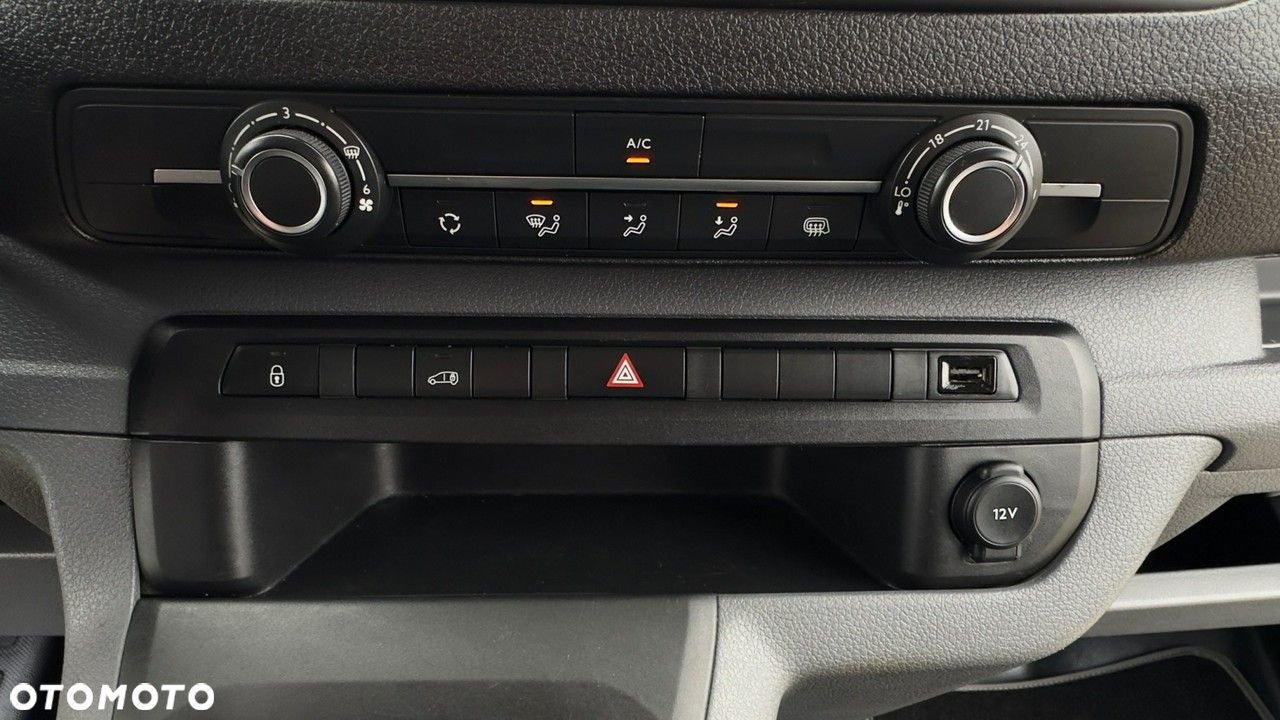 Opel Vivaro - 28