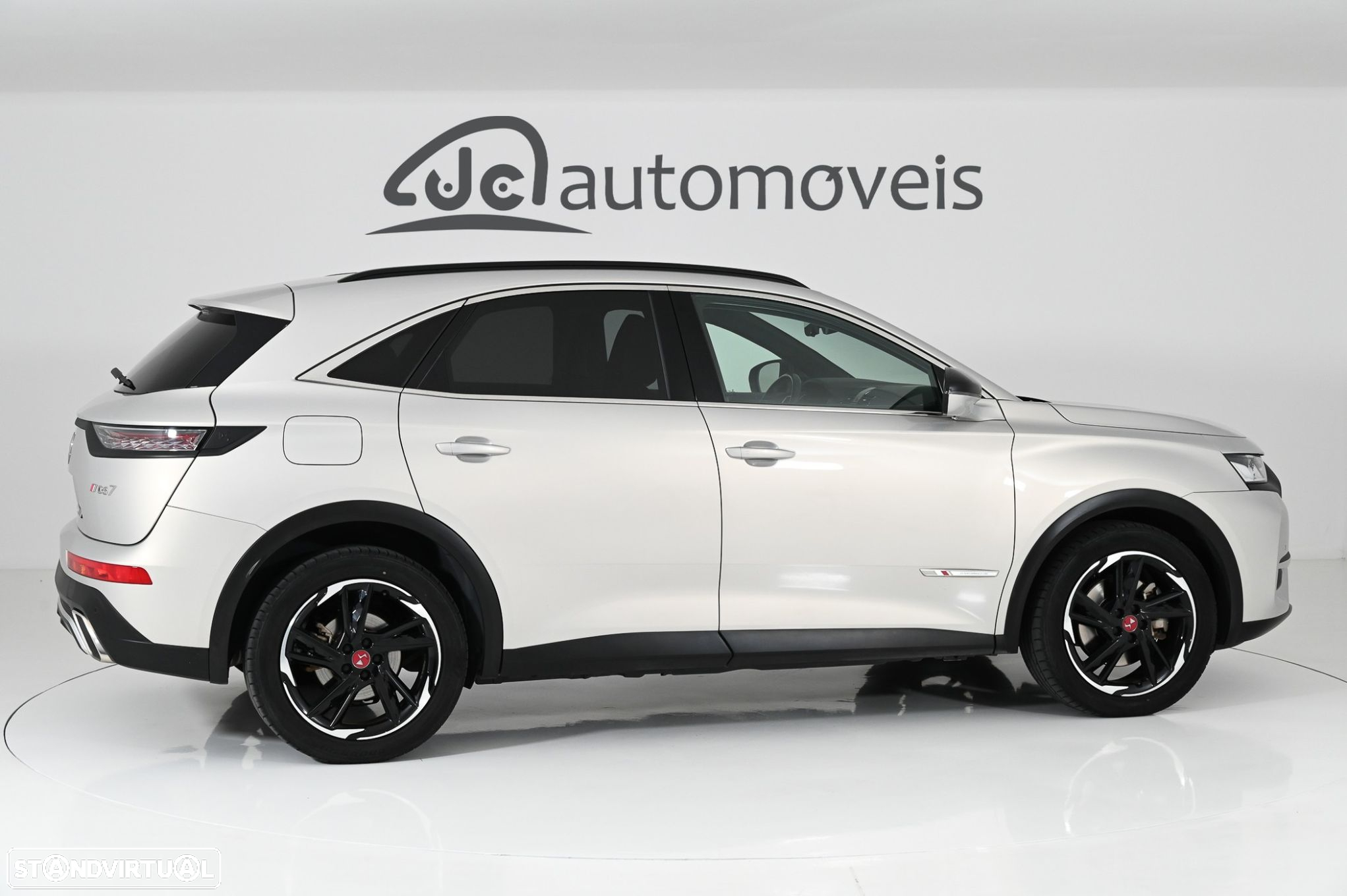 DS DS7 Crossback E-Tense Performance Line EAT8 - 7