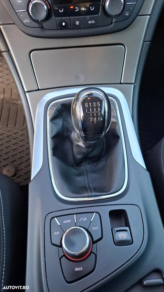 Opel Insignia 2.0 CDTI Sport - 9