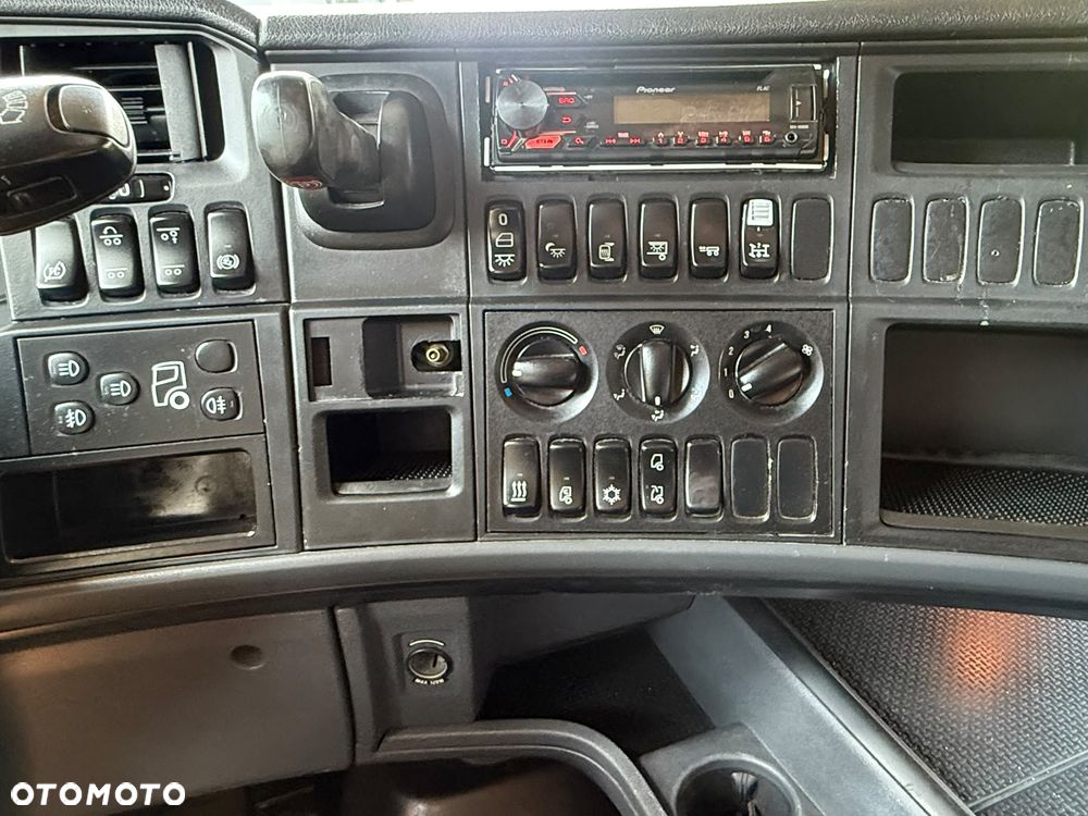 Scania R400 TOPLINE 6x2 JUMBO OŚ PODNOSZONA ZABUDOWA VAN HOOL FIRANKA ALUMINIOWA DŁ:7.90m DOLNY ZACZEP AUTOMAT RETARDER STANDKLIMA WEBASTO 2xALUTANK + PRZYCZEPA TANDEM VAN HOOL ZABUDOWA ALUMINIOWA FIRANKA DŁ:7.90m OSIE SAF ZESTAW PRZESTRZENNY PRZEJAZDOWY 120m3 2014 ADR!!! - 14