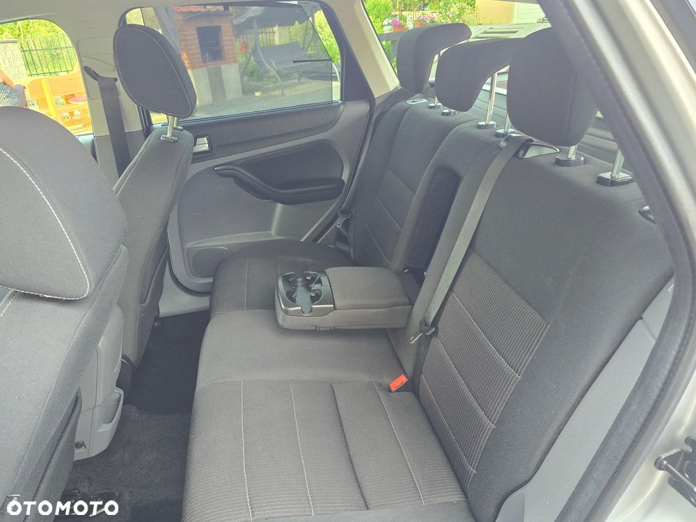 Ford Focus 1.8 Titanium - 21