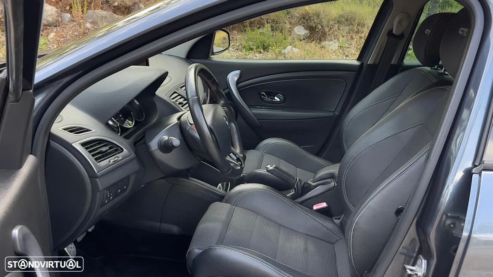 Renault Mégane Sport Tourer 1.5 dCi GT Line - 3