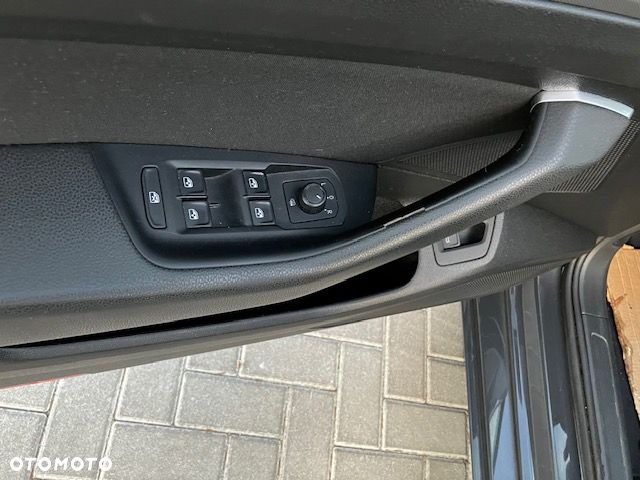 Volkswagen Passat 2.0 TDI BMT Comfortline DSG - 15