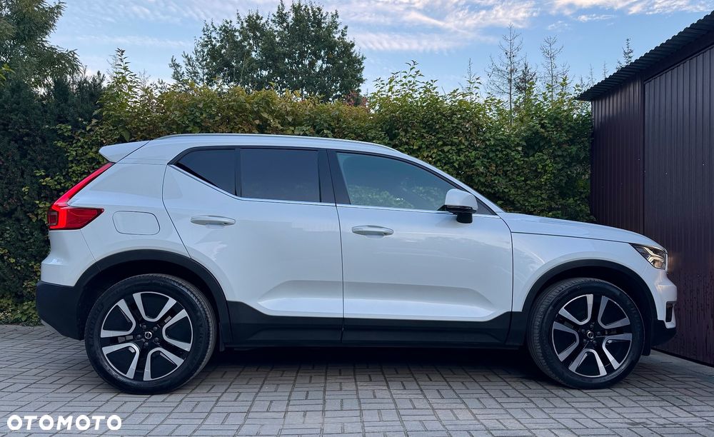 Volvo XC 40 B4 B AWD Geartronic Inscription - 8