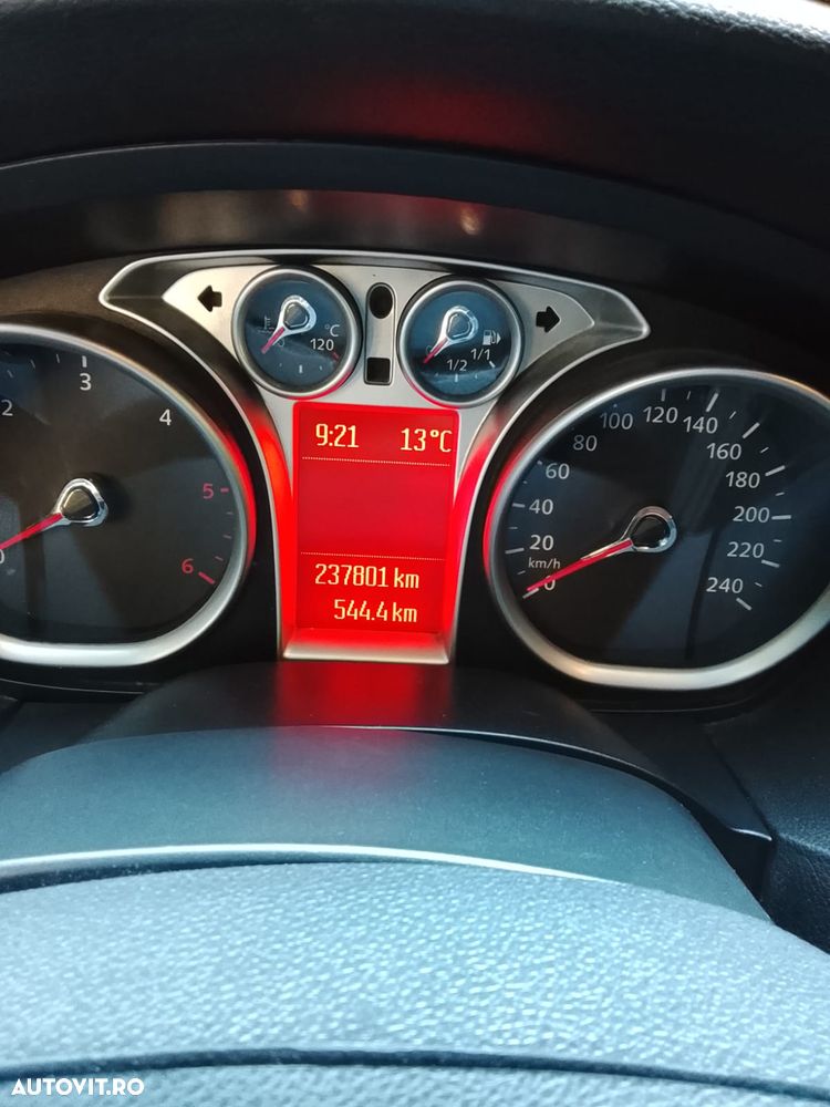 Ford Focus - 4