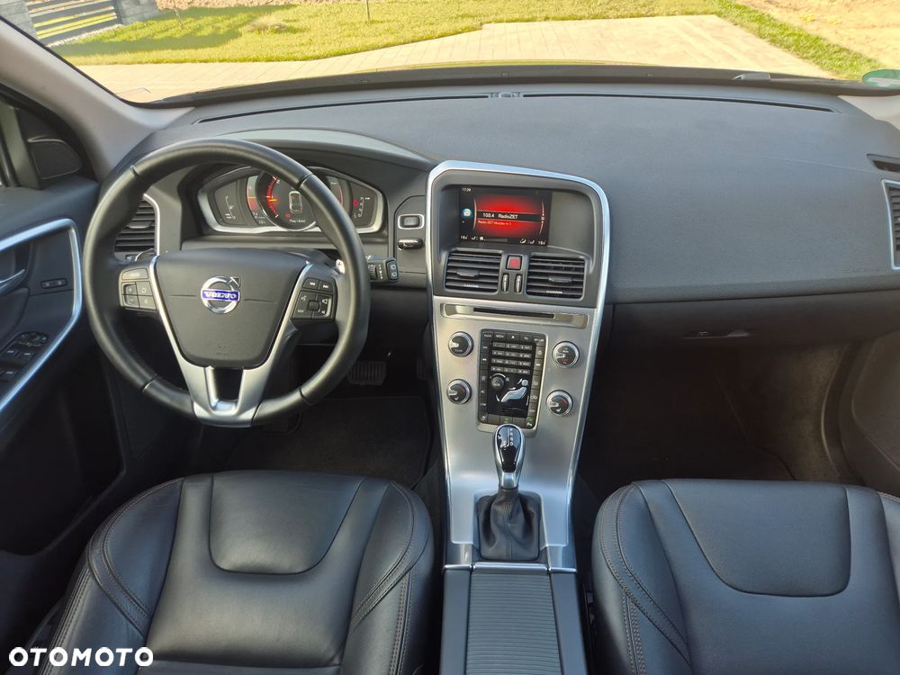 Volvo XC 60 D4 Geartronic Summum - 5