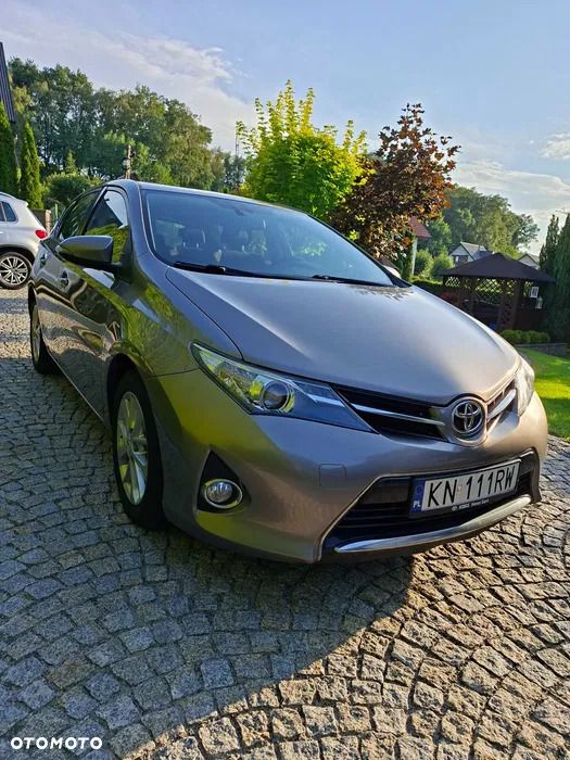 Toyota Auris 1.4 D-4D Premium - 3