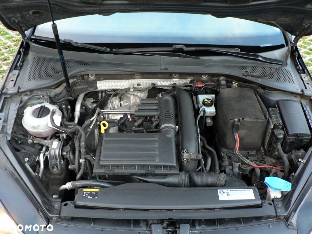 Volkswagen Golf 1.2 TSI BlueMotion Technology Allstar - 28
