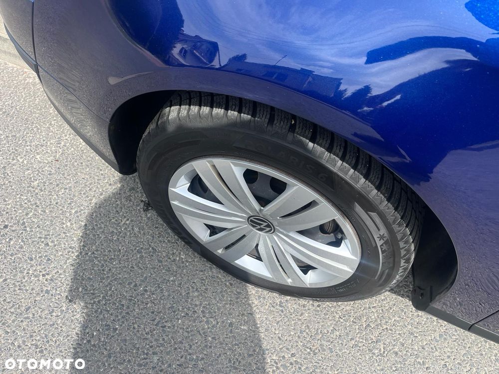 Volkswagen Passat - 9