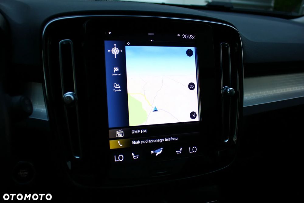Volvo XC 40 D3 Momentum Pro - 28