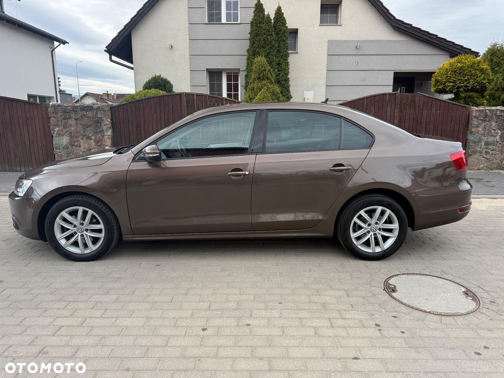 Volkswagen Jetta 1.4 TSI Match - 5