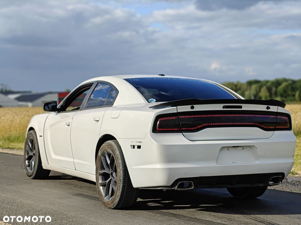 Dodge Charger - 7