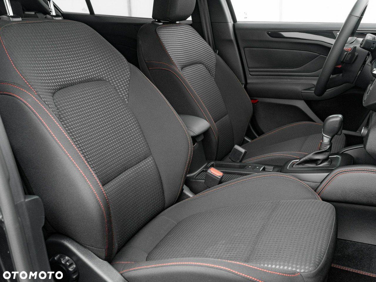 Ford Focus - 30