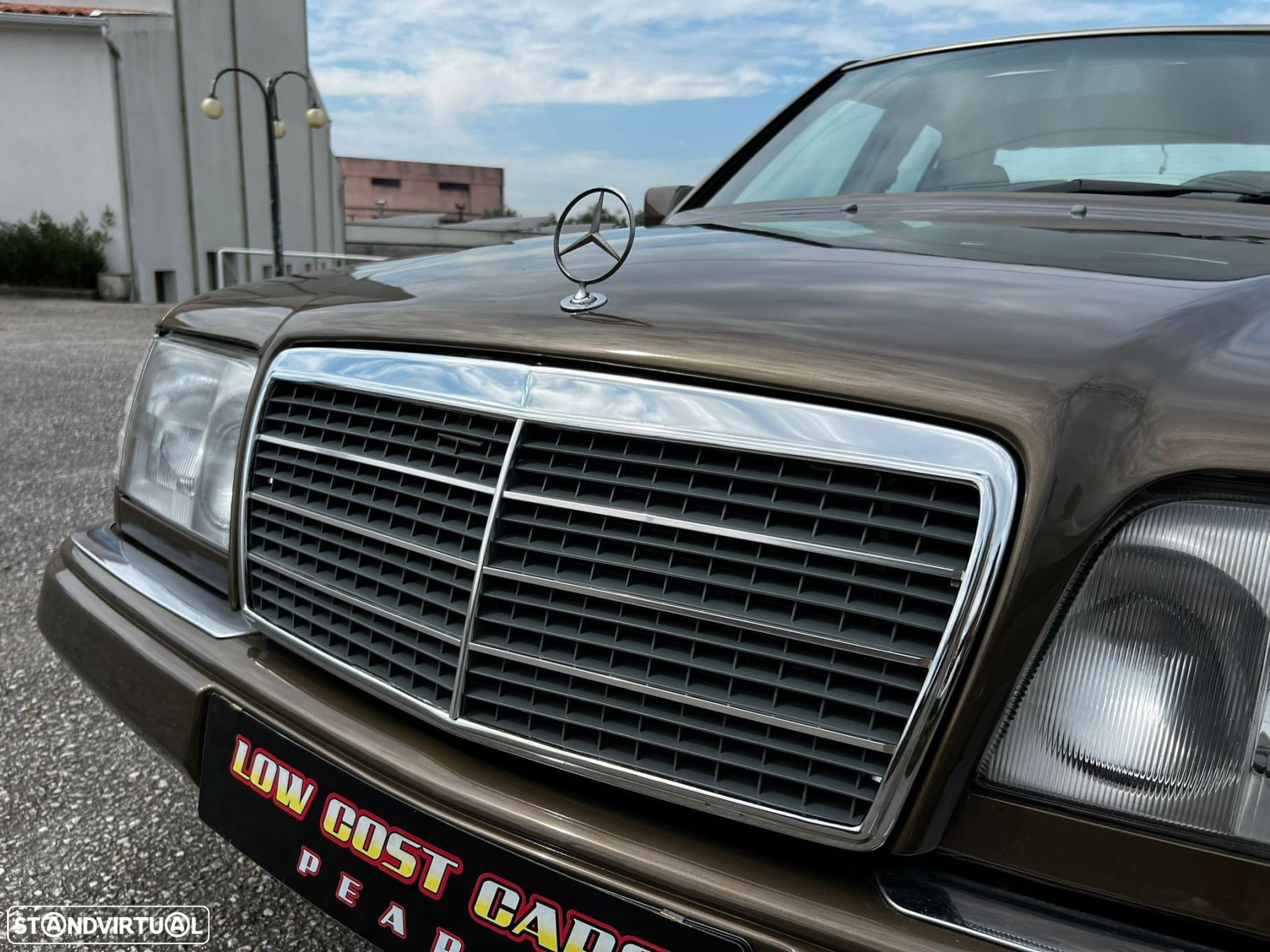 Mercedes-Benz 300 TD - 18