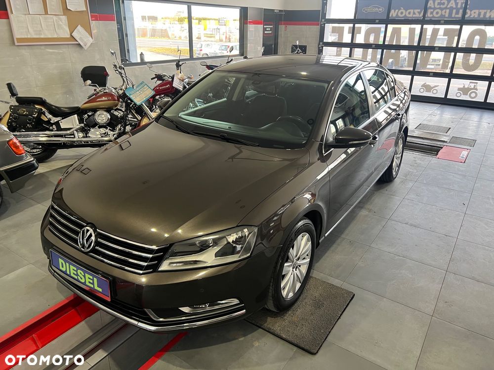 Volkswagen Passat 1.6 TDI (BlueMotion Technology) Comfortline - 2